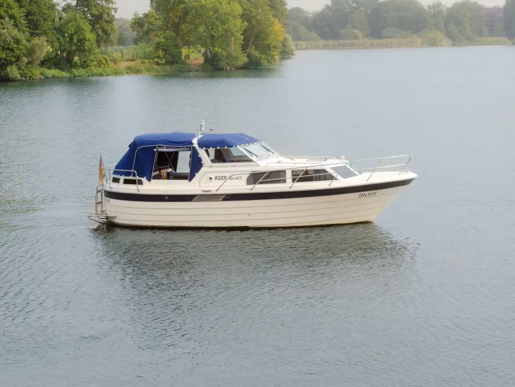 Agder 840 "Moin", Motorboot auf dem Wasser